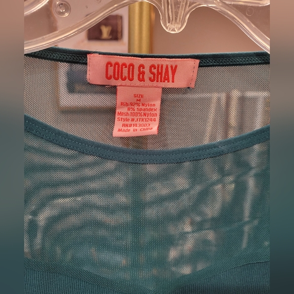 NWT Cropped Mesh Long Sleeve with Ribbed Bodice - Picture 4 of 5